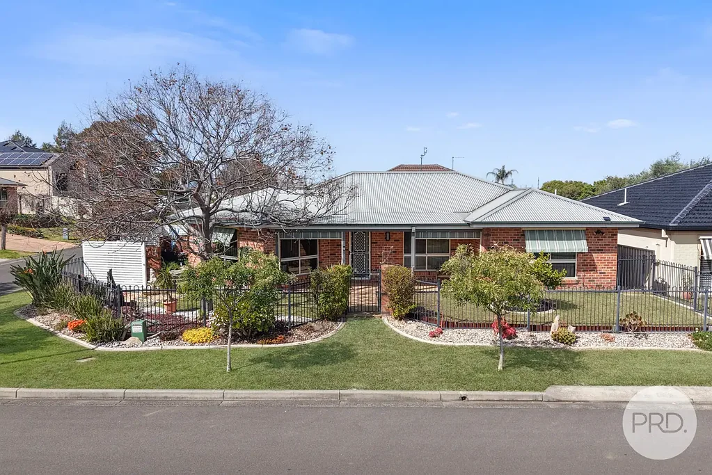 Tamworth 3ਬੈੱਡਰੂਮ Low Maintenance Brick Home in Immaculate Condition!