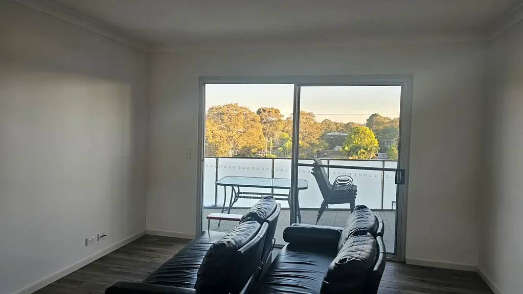 Modern 2-Bedroom Apartment for Lease – Prime Wentworthville Location