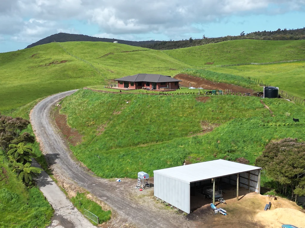 New Plymouth Central Well located grazing property