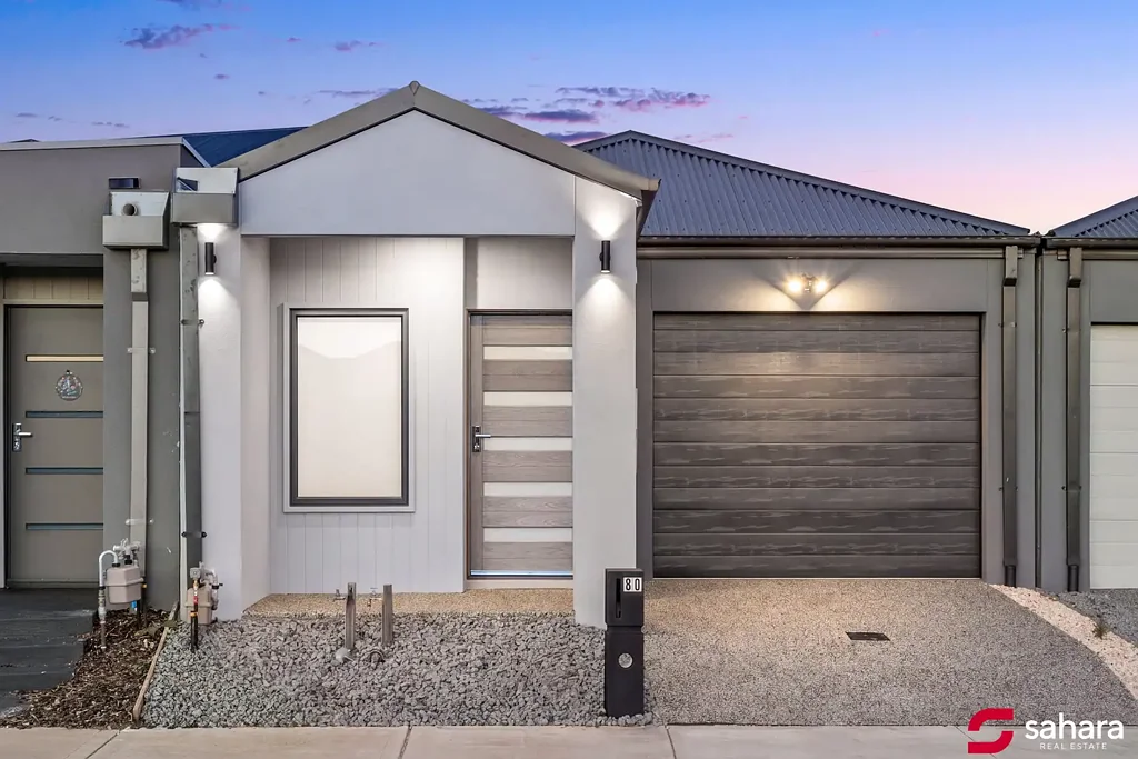 Tarneit 3બેડરૂમ Creekside Living with Exceptional Investment Potential!