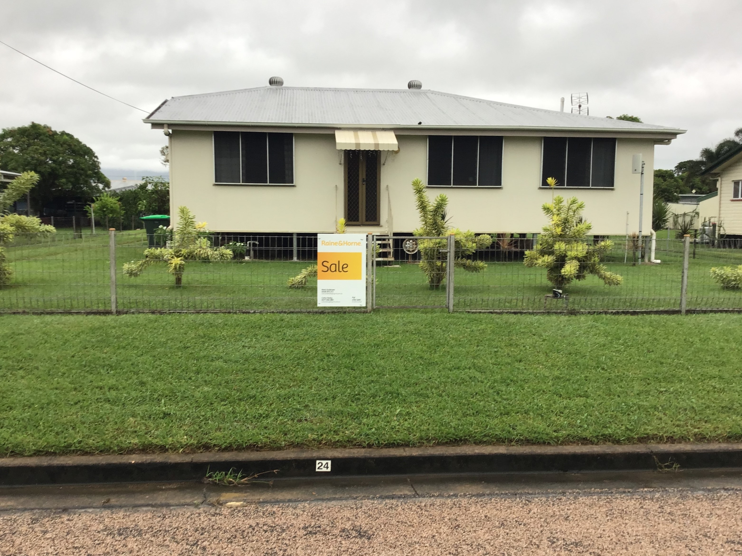 24 CHURCH ST, GIRU QLD 4809, 0 habitaciones, 0 baños, House