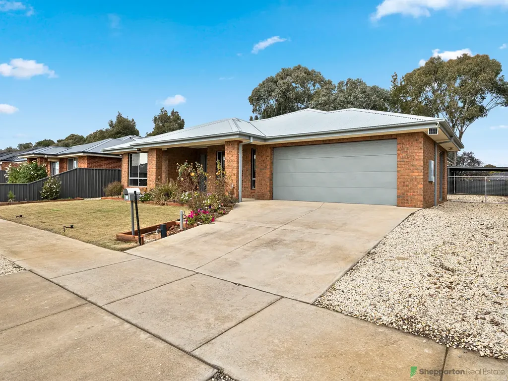 70 Settlers Drive, Kialla, VIC 3631