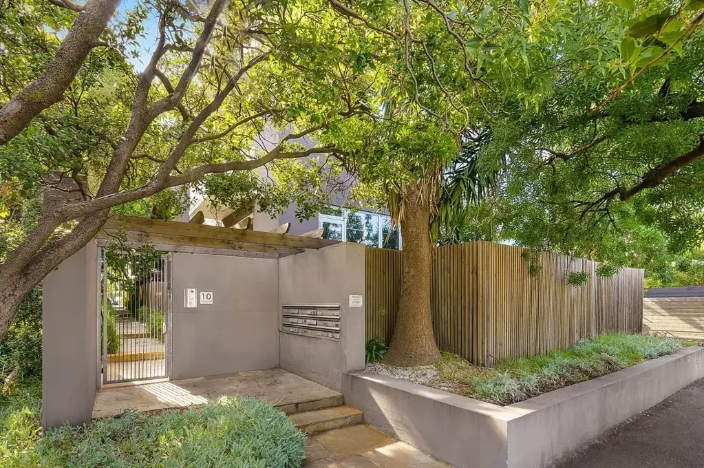 Spacious & Stylish Home in Prime Prahran Location