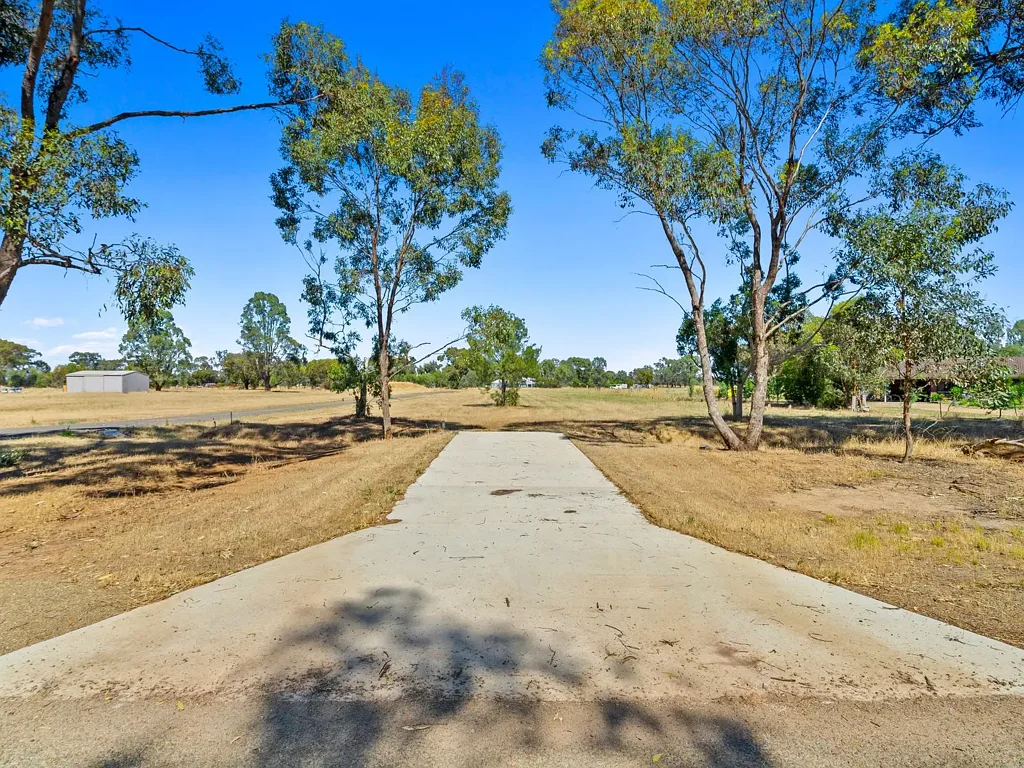 Yarrawonga A Rare Opportunity Awaits - Build Your Dream Home