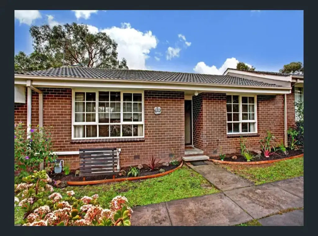 Bayswater North 2Kwarto Modern Gem in Bayswater North