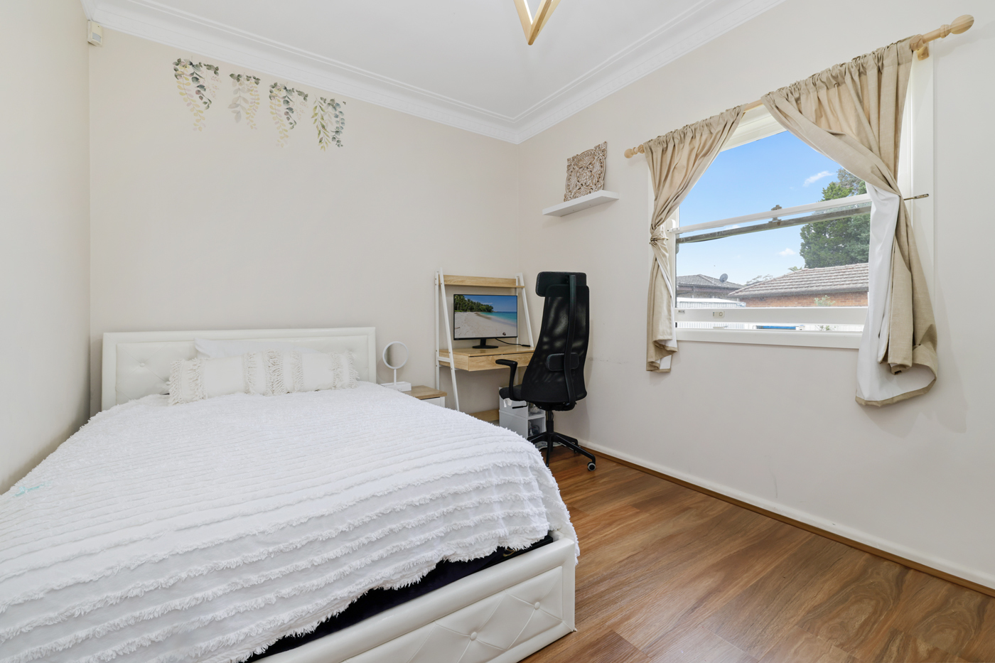 4 BENSON ST, CARRAMAR NSW 2163, 0房, 0浴, House