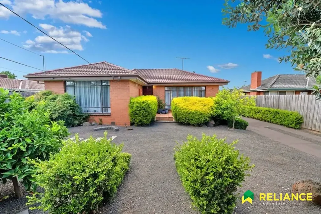 6 Fourth Avenue, Hoppers Crossing, VIC 3029