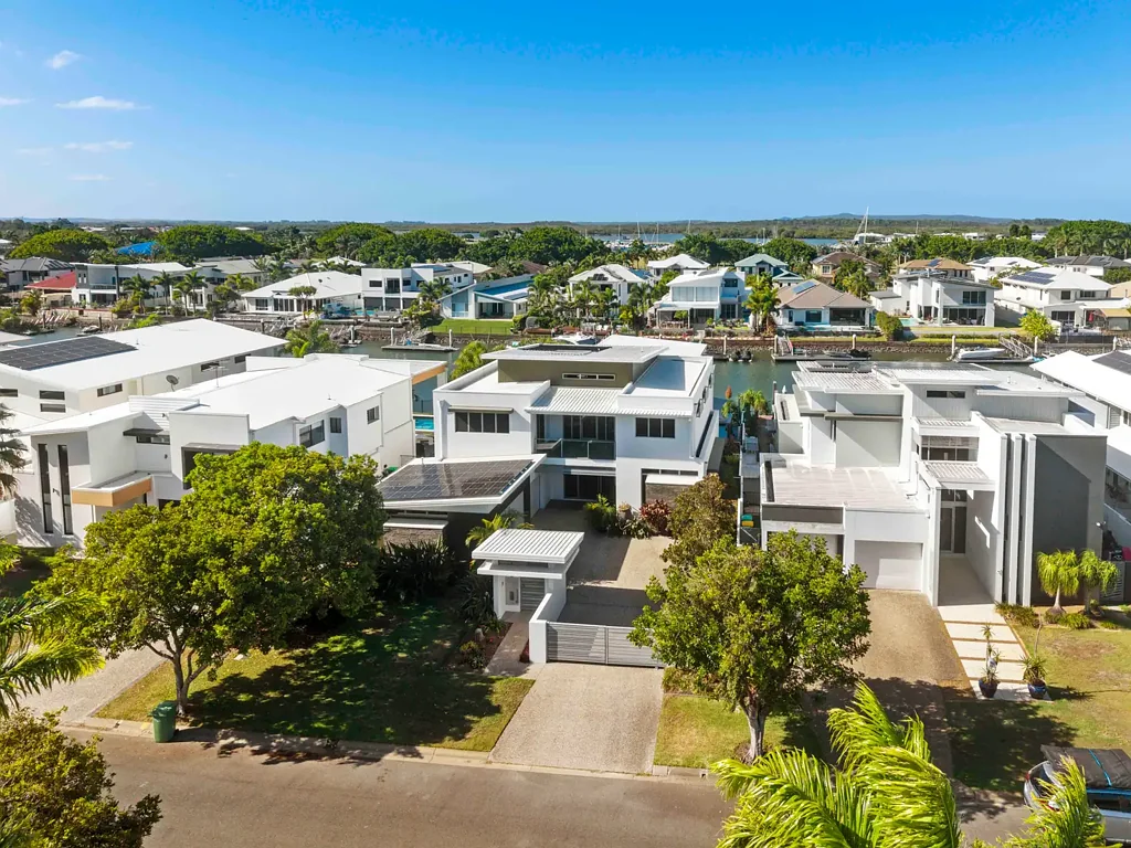 Jacobs Well 5房  North to Water Luxury! Five En-suited Bedrooms & Easy Brisbane CBD Commute