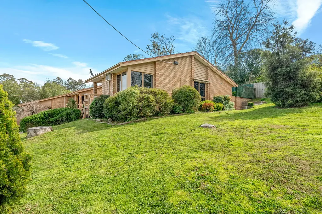 Diamond Creek 2 Bedroom Smart Start, Solid Investment, or Easy Downsize in the Heart of Diamond Creek