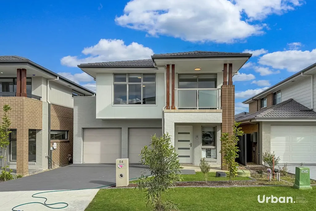 Gables 4 Bedroom Brand New | 4 Bedroom + Study | Affordable Double Level