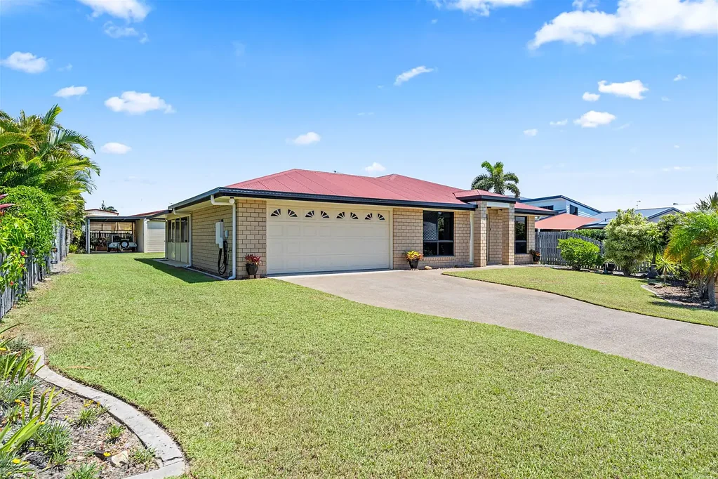 9 Warringal Court, Burrum Heads, QLD 4659