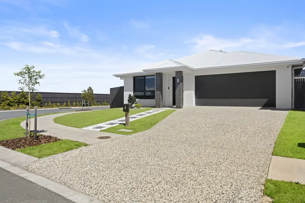 LIGHT, BRIGHT & BEAUTIFUL