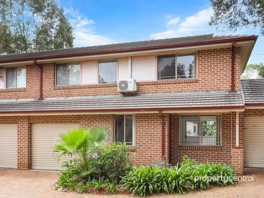 Freshly Updated Townhouse in Prime Penrith Location