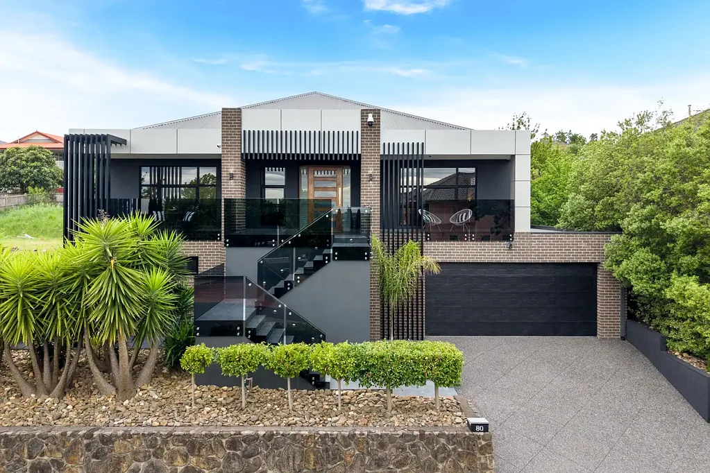 Craigieburn 4ਬੈੱਡਰੂਮ Unrivalled Luxury on a Grand Scale - The Crown Jewel of Craigieburn!