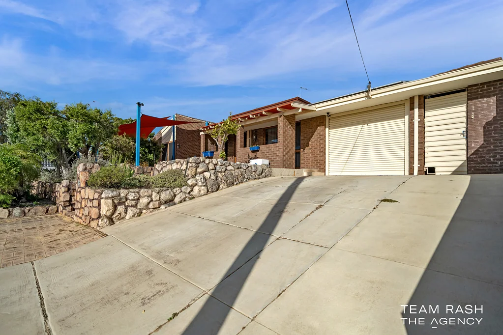 24 Marybrook Road, Heathridge, WA 6027