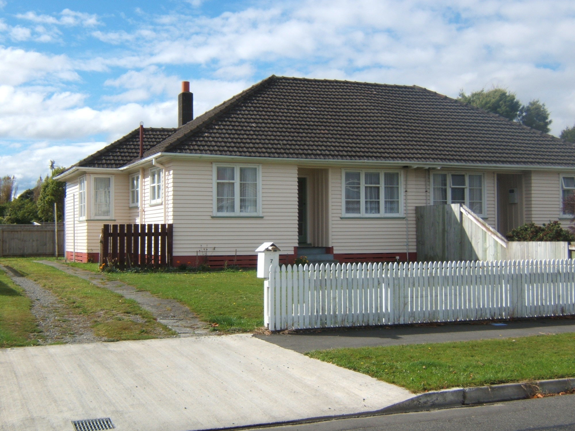 7 Upham Terrace, Roslyn, Palmerston North, 2 rūma, 1 rūma horoi