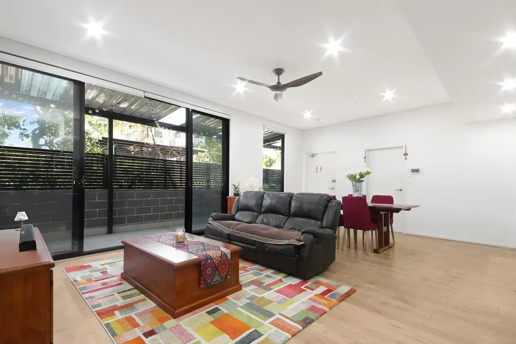 Mays Hill 2Kwarto FAMILY LIVING WITH COURTYARD