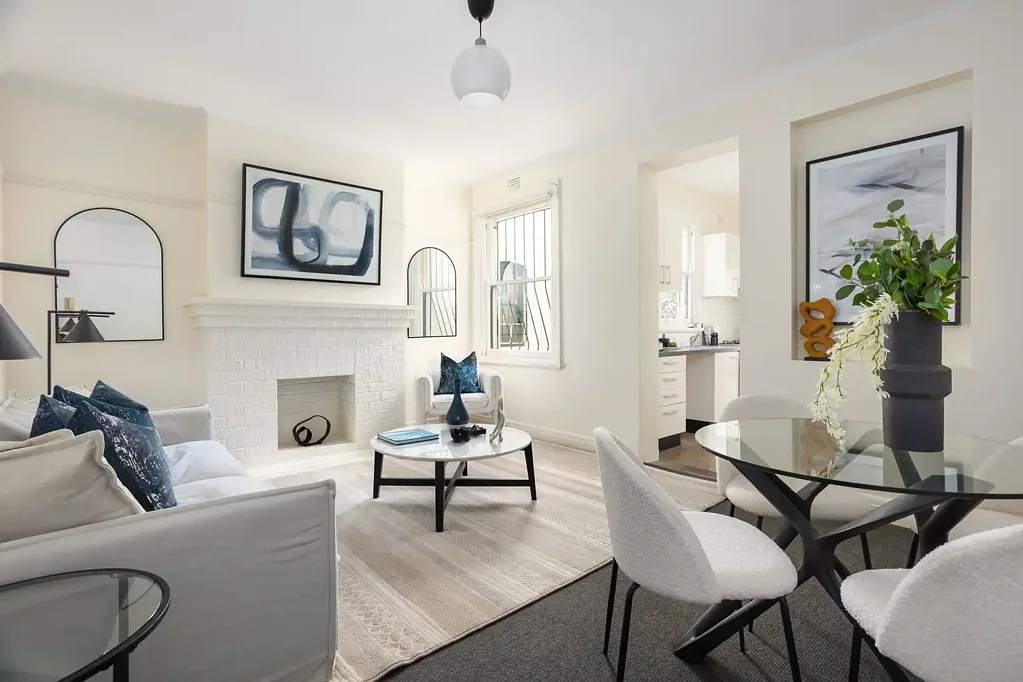 Potts Point 1Kwarto Oversized 1-Bedroom Plus Sunroom In Landmark 'Windsor Flats'