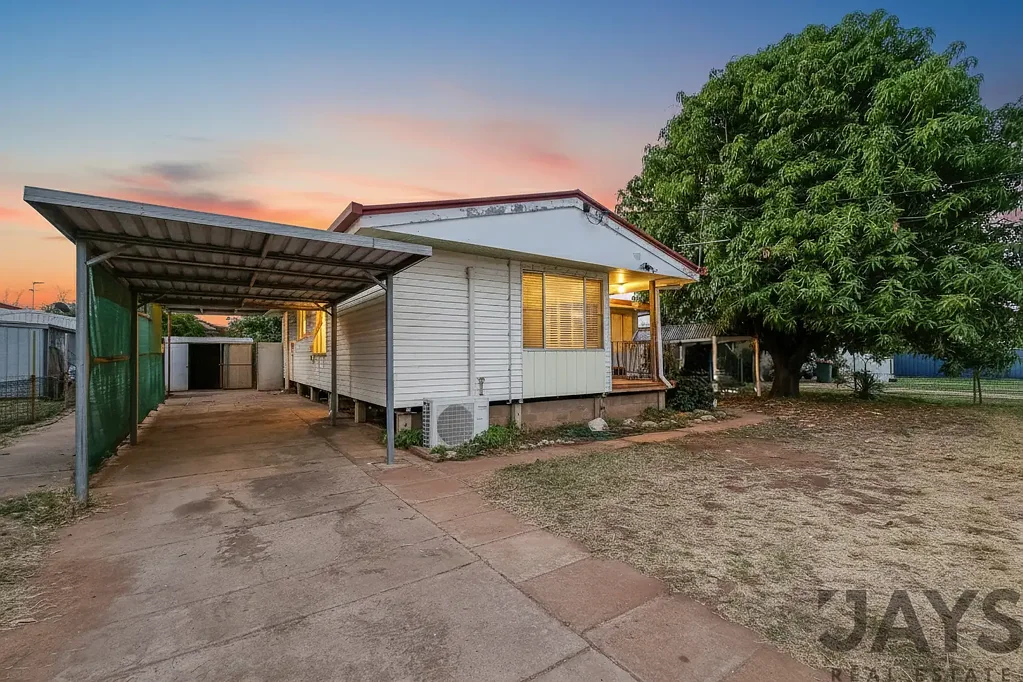 14 Milne Bay Road, Mount Isa, QLD 4825