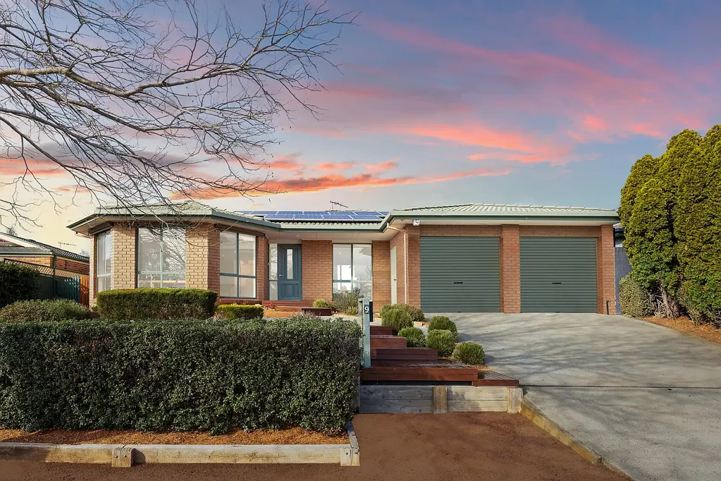 9 Augusta Place, Amaroo, ACT 2914