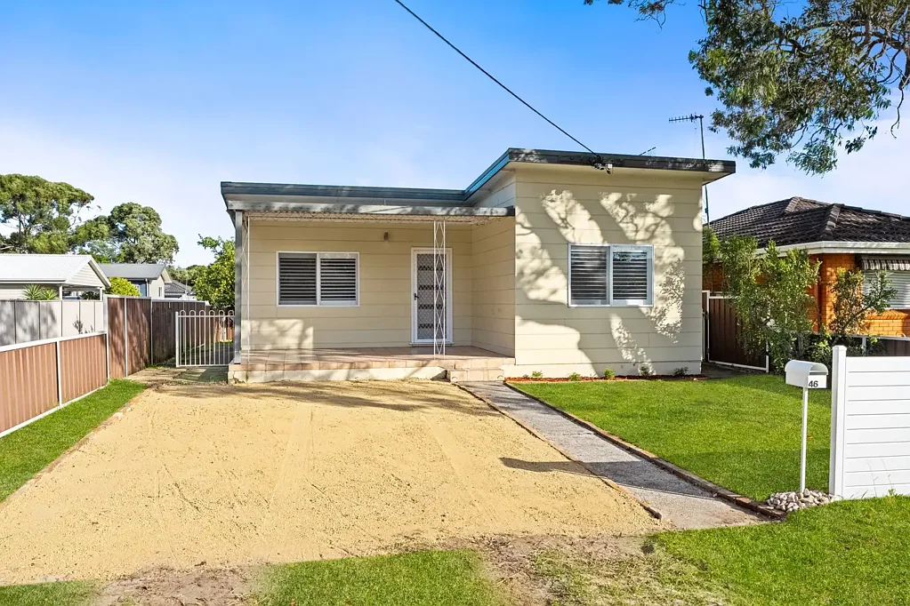 Freshly Updated Home in the Heart of Umina Beach