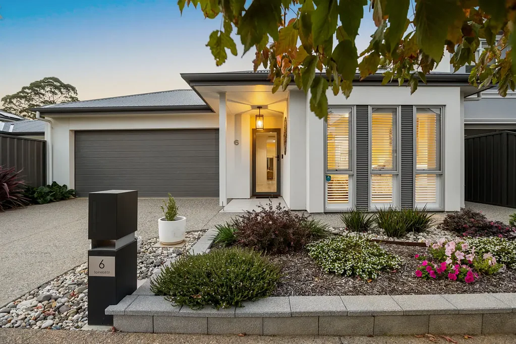 Mount Barker 3chambre Serene Living with Reserve Views in Prime Mount Barker Position