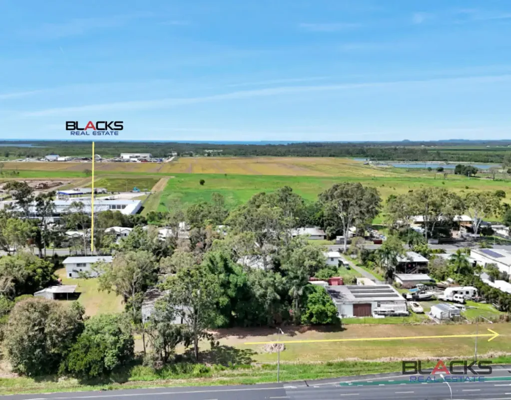 Bakers Creek 3 Slaapkamer Potential Development Site !