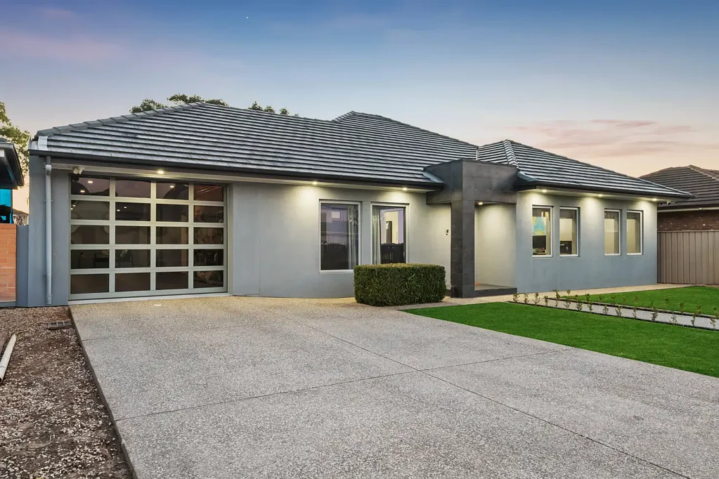 Kidman Park 4Kwarto Fully Renovated Family Luxury in a Prime Kidman Park Location