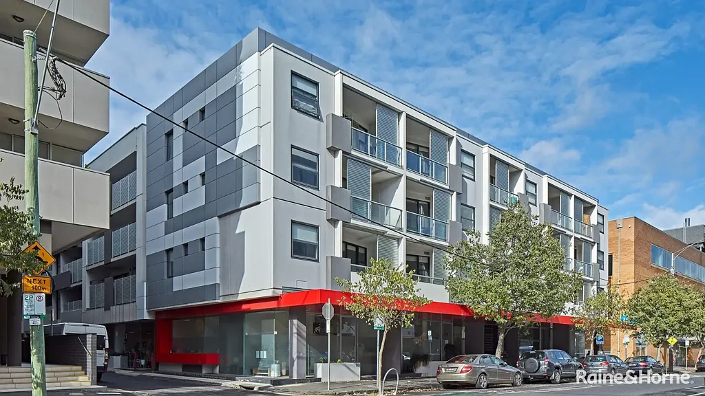 North Melbourne 2 Bedroom Living in Premier Inner City Location