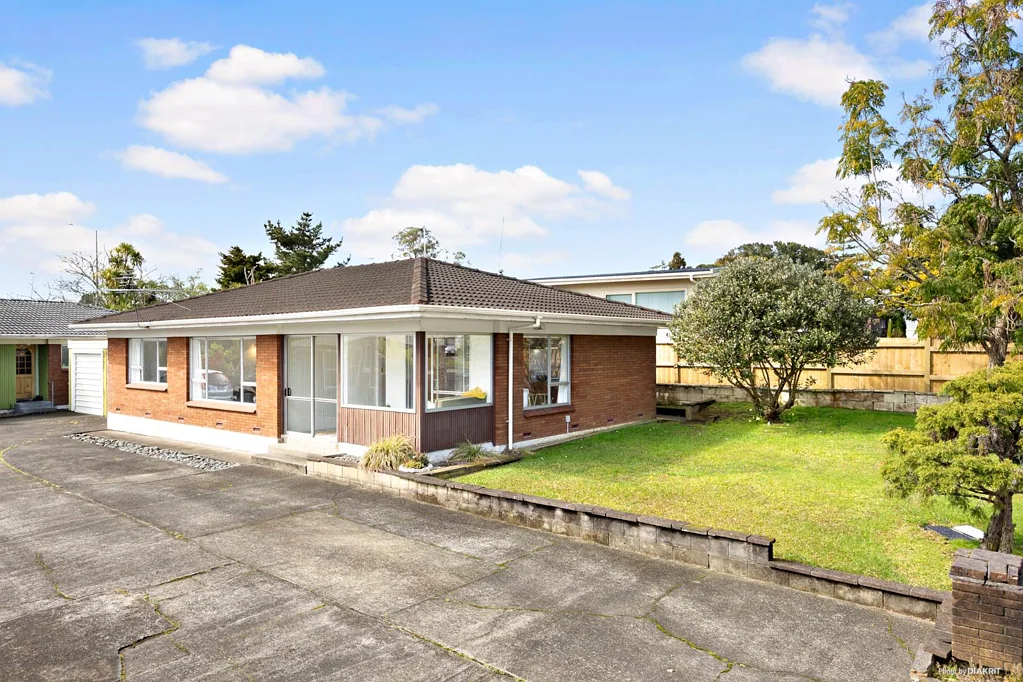 78a Lawrence Crescent, Hill Park, Manukau City, Auckland