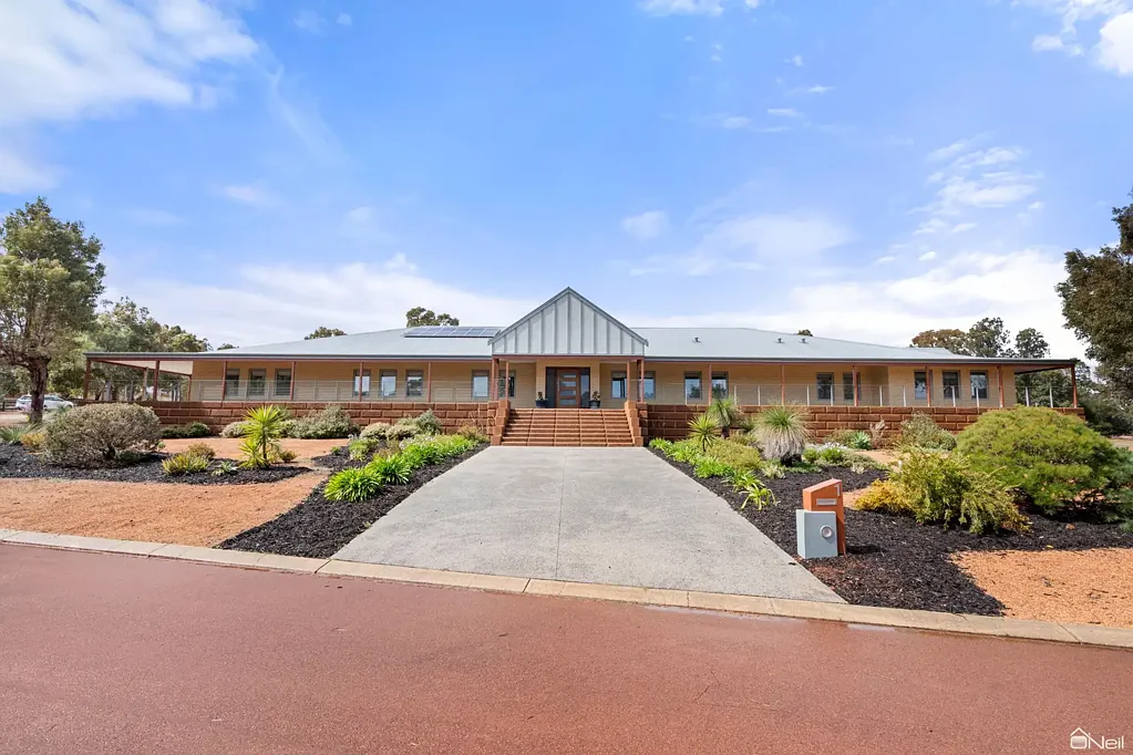 1 Kilfoyle Rise, Bedfordale, WA 6112