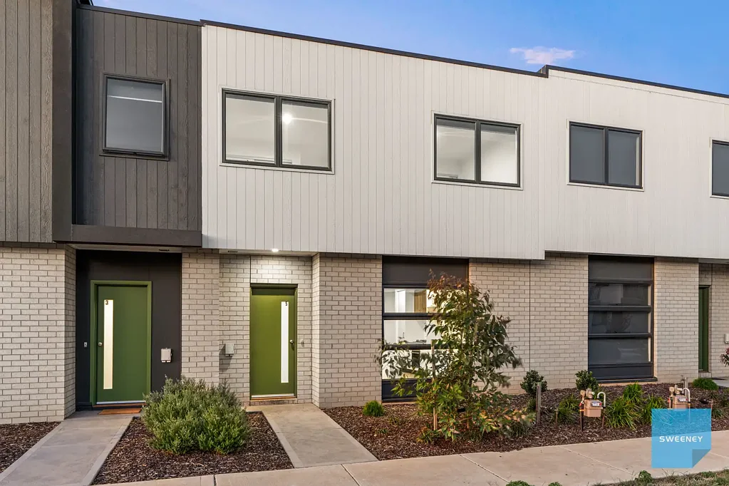 Please contact catie@sweeneyea.com.au for private inspections.