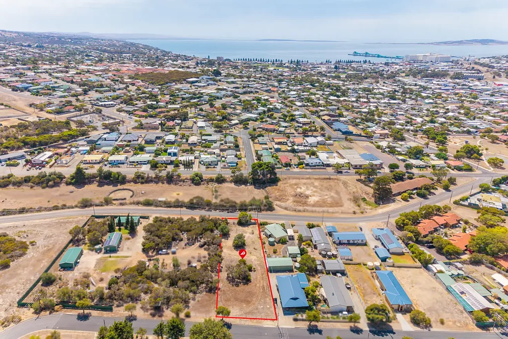 Port Lincoln  Attention investors!