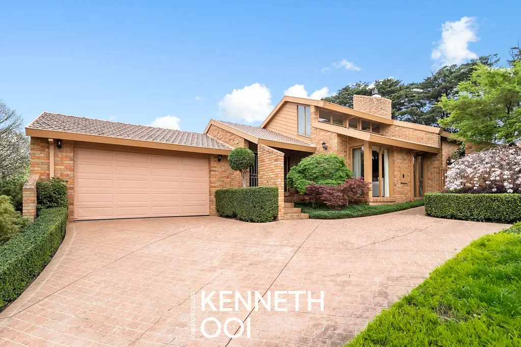 13 Yarra Valley Boulevard, Chirnside Park, VIC 3116