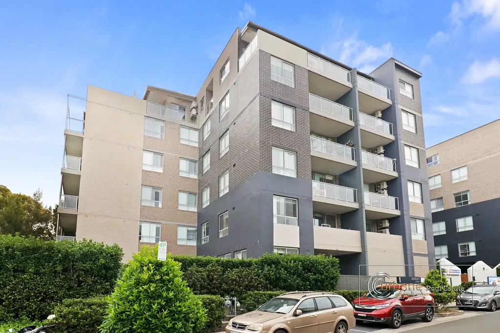 Homebush West 3房 豪华3卧公寓 实用开放式布局 宽敞阳台 位于度假风格综合体 游泳池健身房 地理位置优越 靠近交通设施 学校商店齐全 现代设计时尚装饰 完美家居选择 Walk to Station, with secured carpark, plus Study!