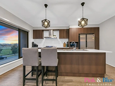 20 Edgewood Boulevard, Tarneit, VIC 3029, 5房, 2浴, House