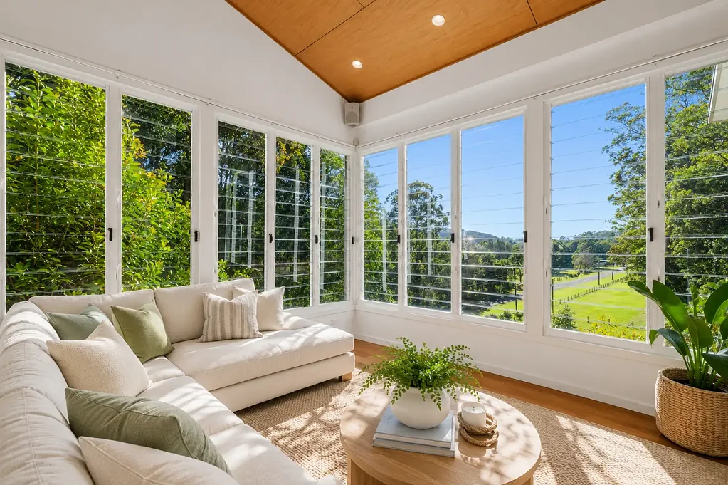 Tallebudgera Valley 9બેડરૂમ Breathtaking Valley Retreat with Dual Living Opportunity and Equestrian Facilities