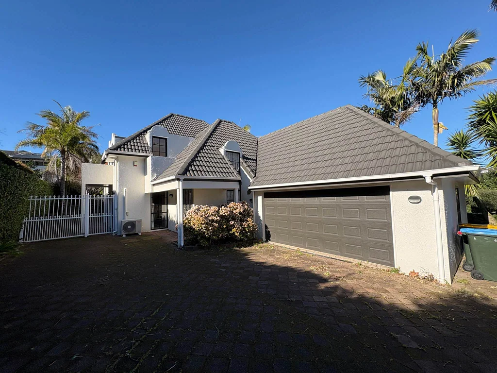 A Stones Throw From Madillis Farm