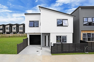 Flat Bush 5Zimmer Affordable Brand New Stand Alone 5 Bedroom!