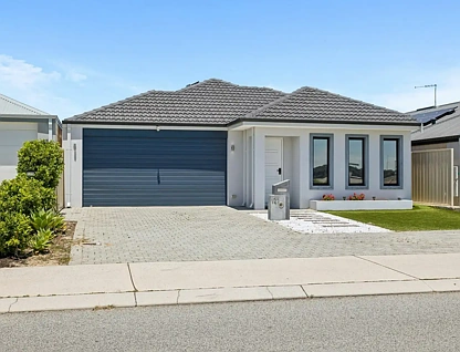 121 Nicholas Rd, Hocking, WA 6065, 3 slaapkamers, 2 badkamers, House