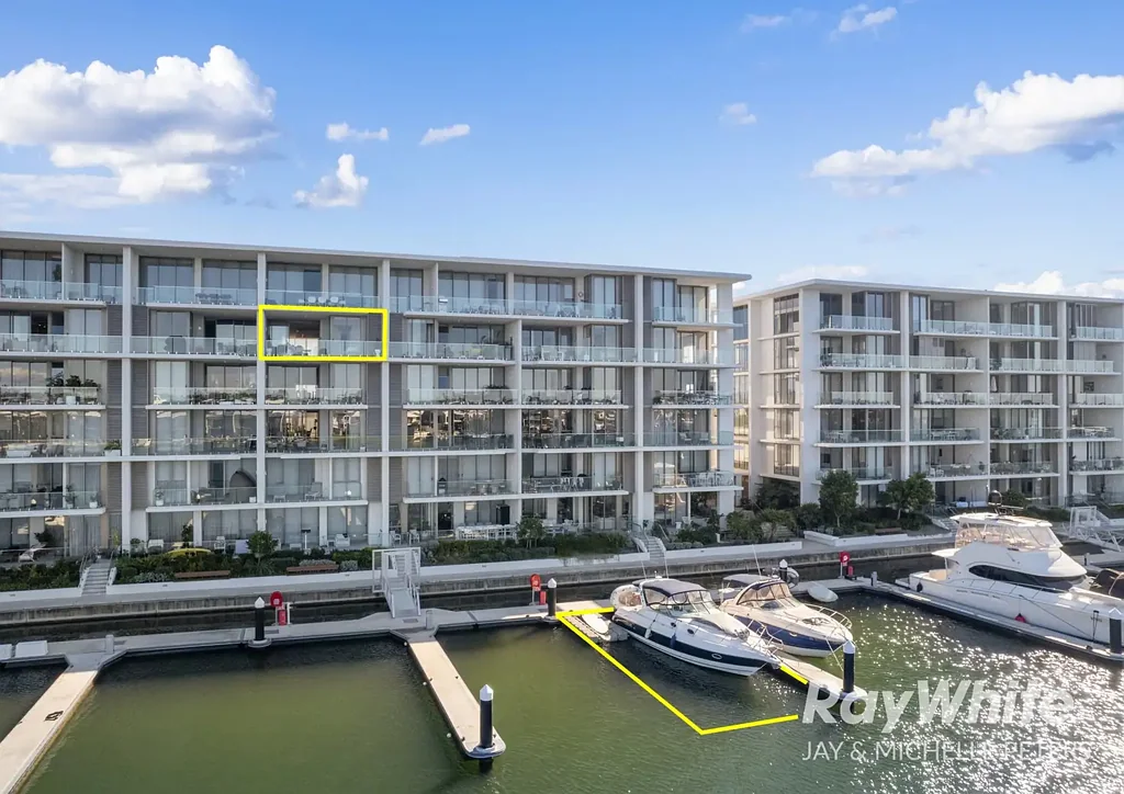 Newport 3 Bedroom Premium Bayside Living | Luxury Waterfront Apartment with Sweeping Views & Private Berth