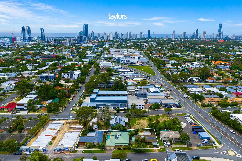 Southport 10ห้องนอน Rare Triple-Block Development Opportunity in One Line... Developers & Land Bankers, Act Fast