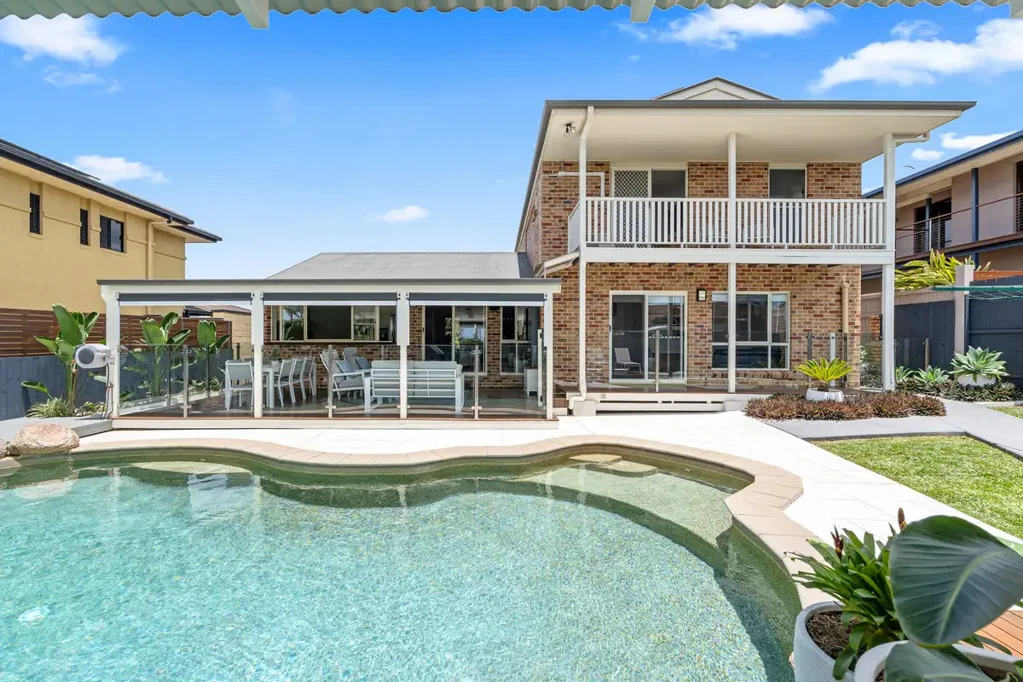 7 Eurong Avenue, Pialba, QLD 4655