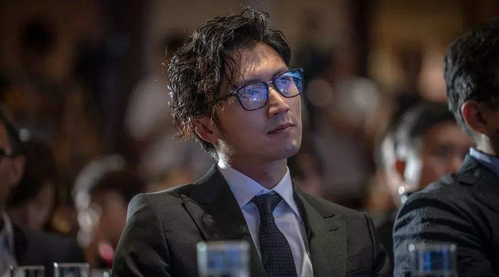 商人谢霆锋