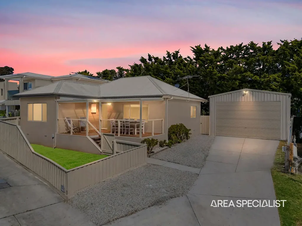 Cape Woolamai 3部屋 The Brief: Seaside Living with Space, Comfort & Lifestyle Appeal; Including Large Shed for Motoring Enthusiasts