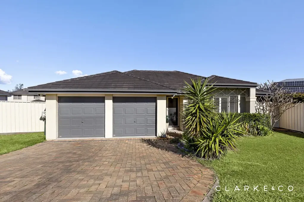 Thornton 4 Slaapkamer A SUBSTANTIAL FAMILY HOME WITH ROOM TO GROW!