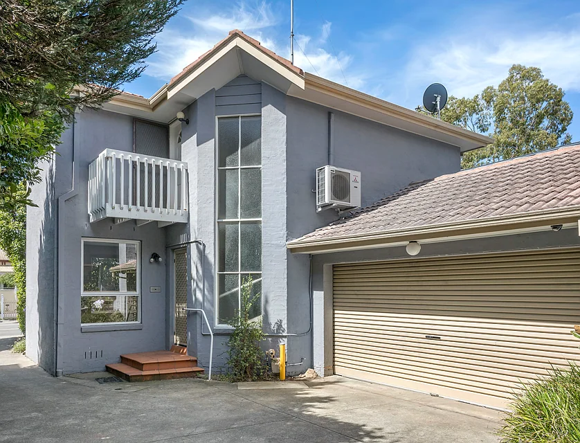 1/16 Liddiard Street, Hawthorn, Inner East Melbourne, 3 phòng ngủ, 1 phòng tắm, Townhouse