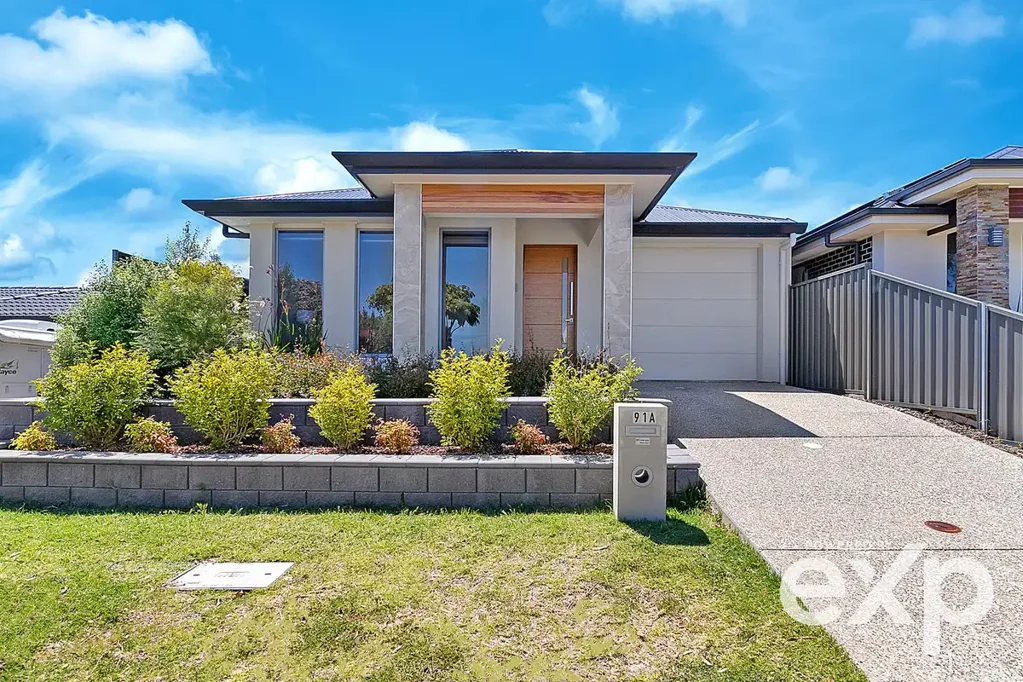 Modbury North 3chambre Modern Luxury Villa With A Sparkling In Ground Pool !
