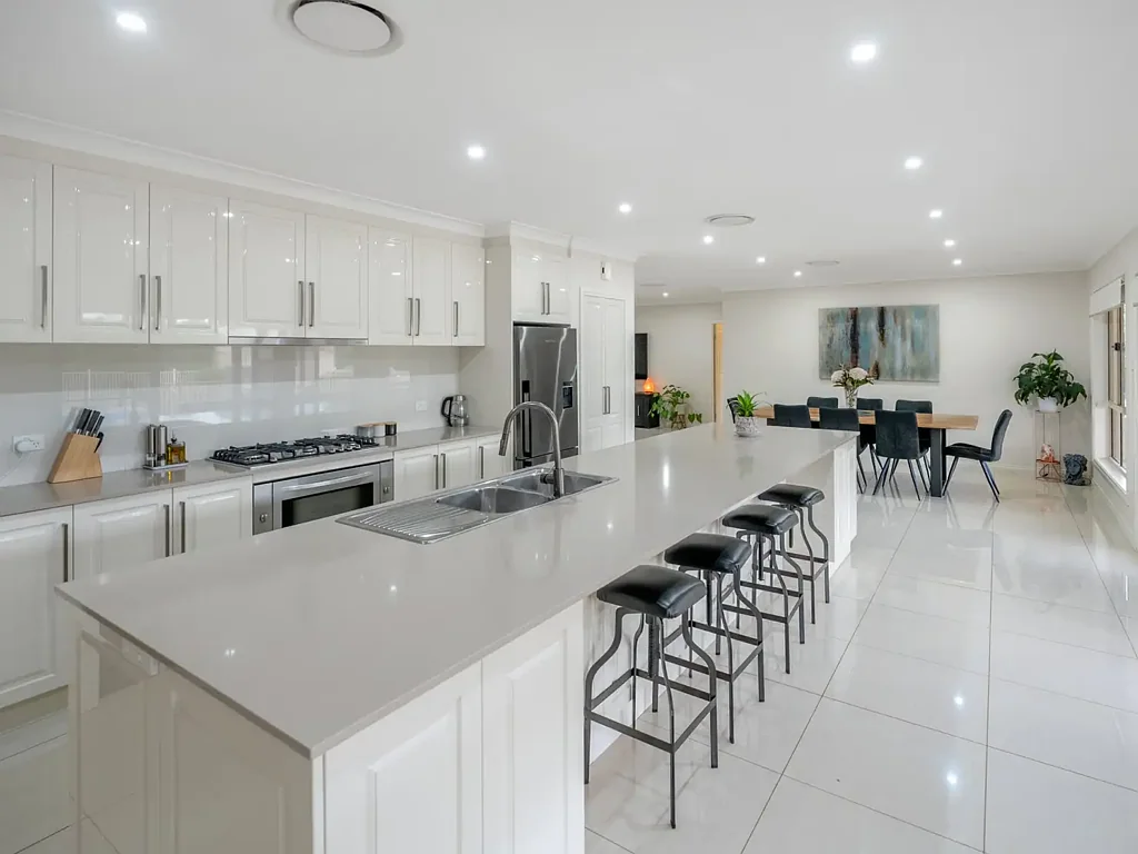 Griffith 4બેડરૂમ Premium West!