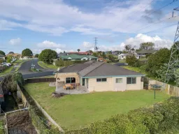 39 Sapphire Drive, Hairini